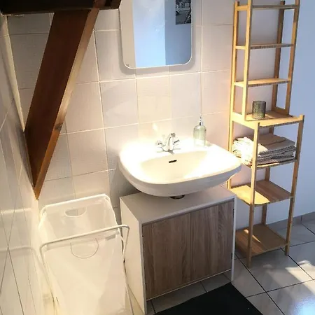 Charmant 2 Pieces Centre D'etrechy Apartamento